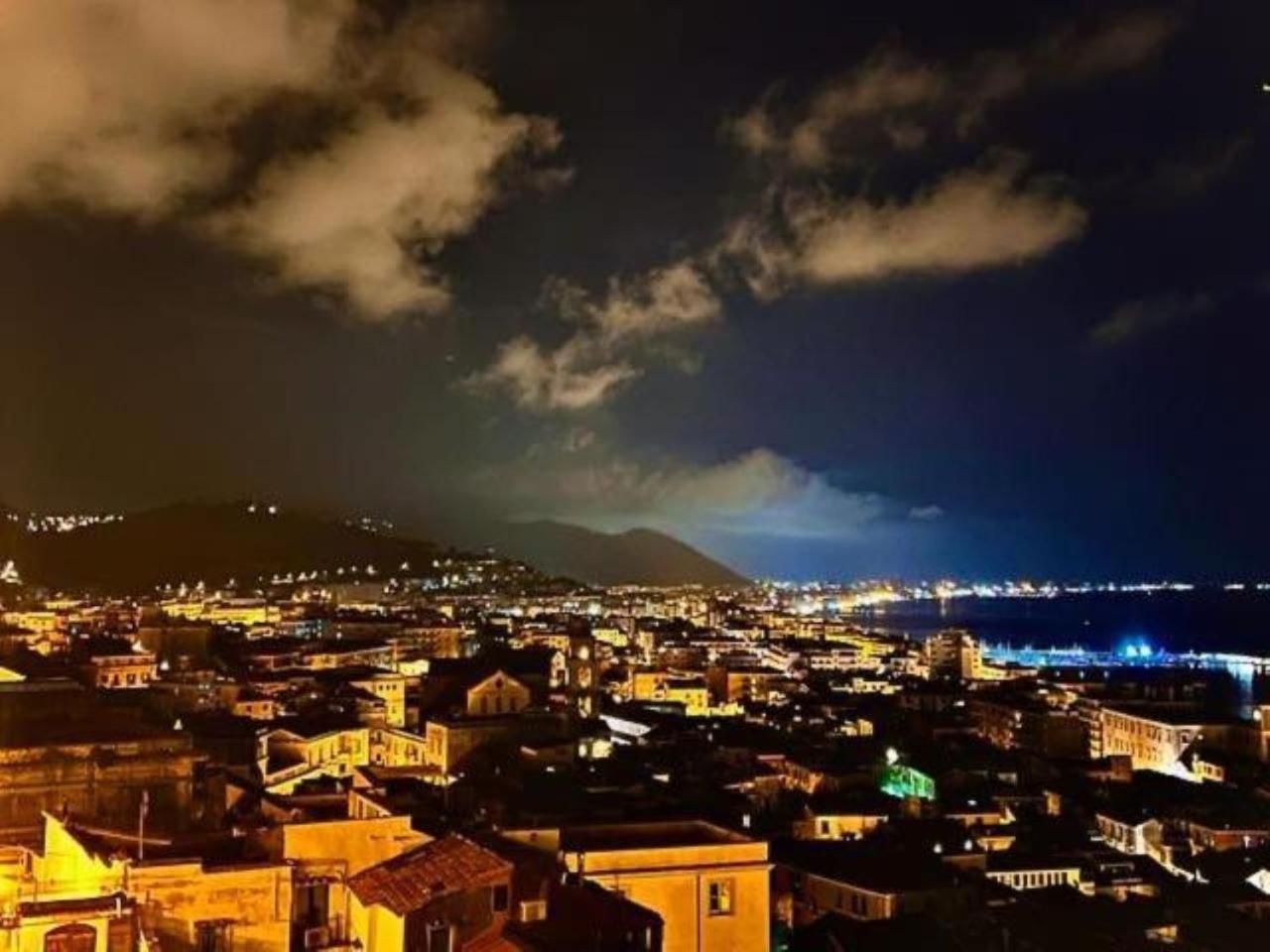 Apartament Ti Racconto Il Mare Salerno Zewnętrze zdjęcie